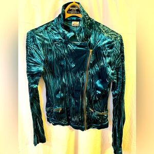 Royal Crushed Velvateen Top by Mudd